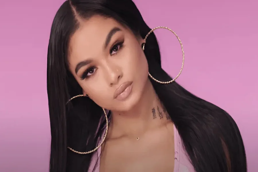india love age