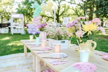 Crayon Light Pink Style A Yard Card