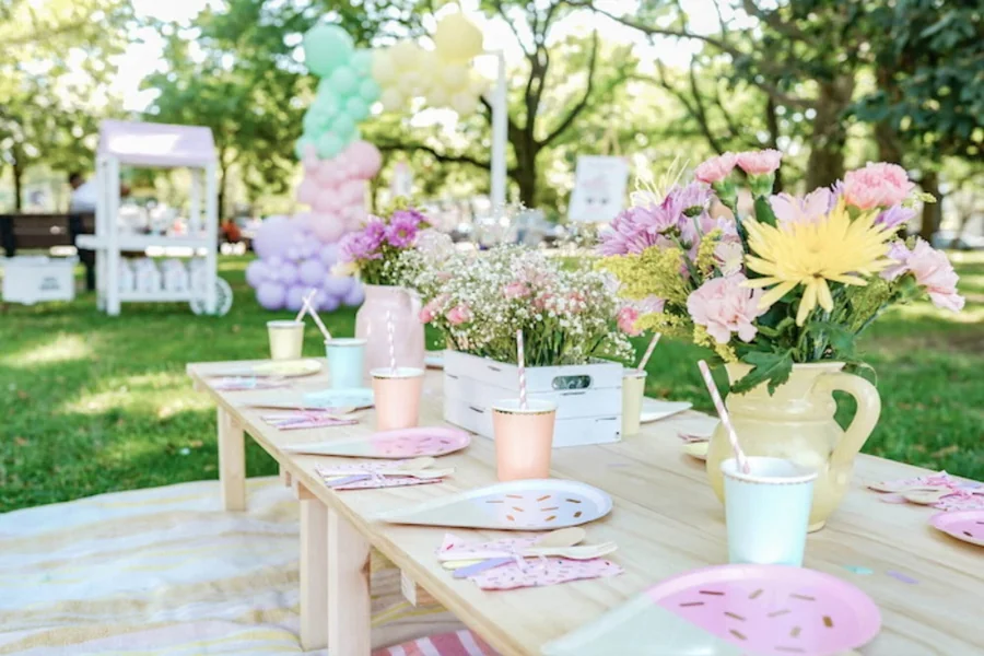 Crayon Light Pink Style A Yard Card